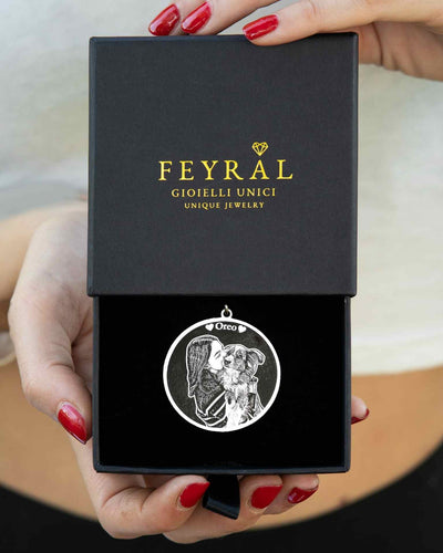 Medalhão Preto Feyral